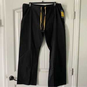 NWT XL Black Wonder Wink scrub pants